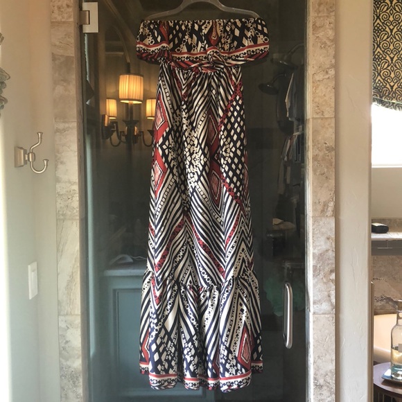 Maxi dress - Picture 1 of 3
